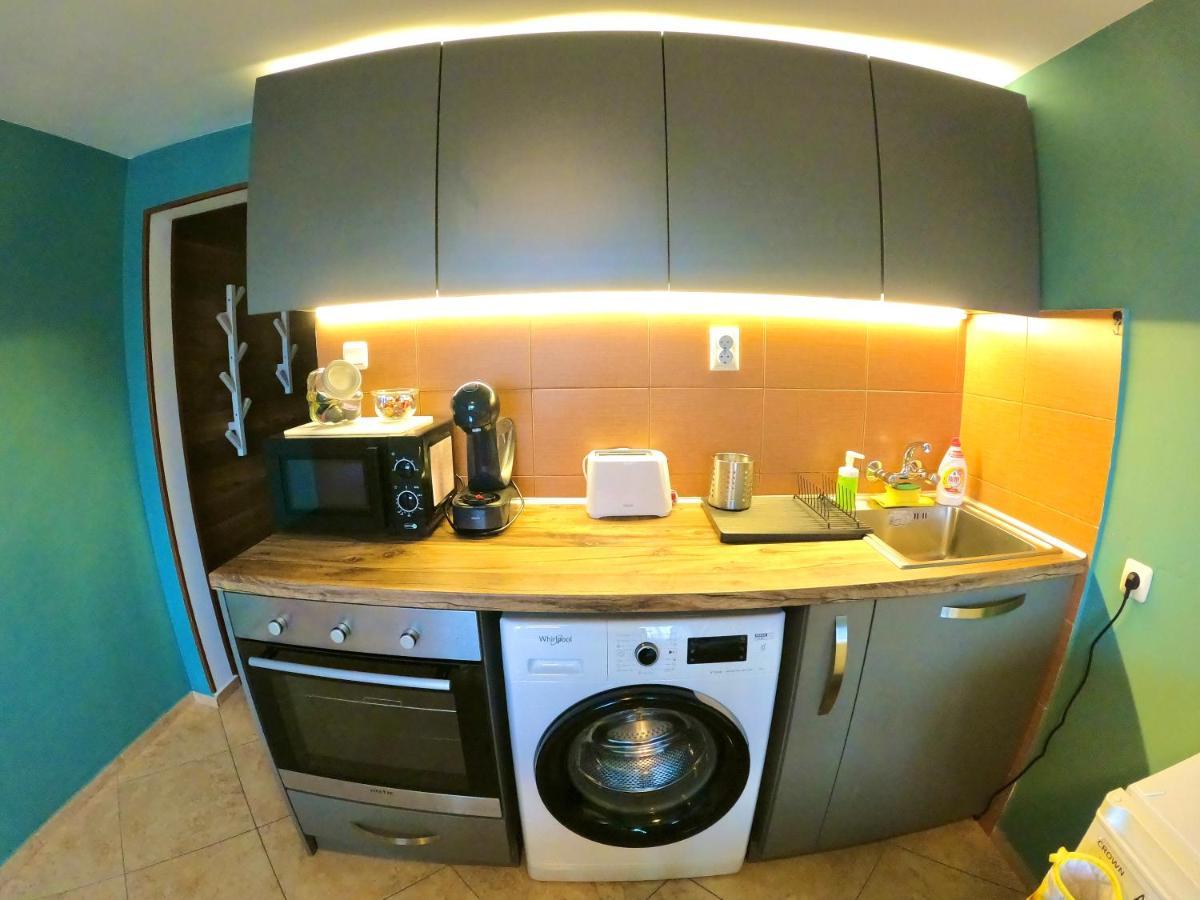 Sunset Yavorov Pomorie Apartment Bagian luar foto